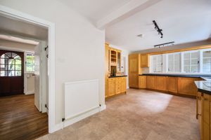 Photo 14- click for photo gallery